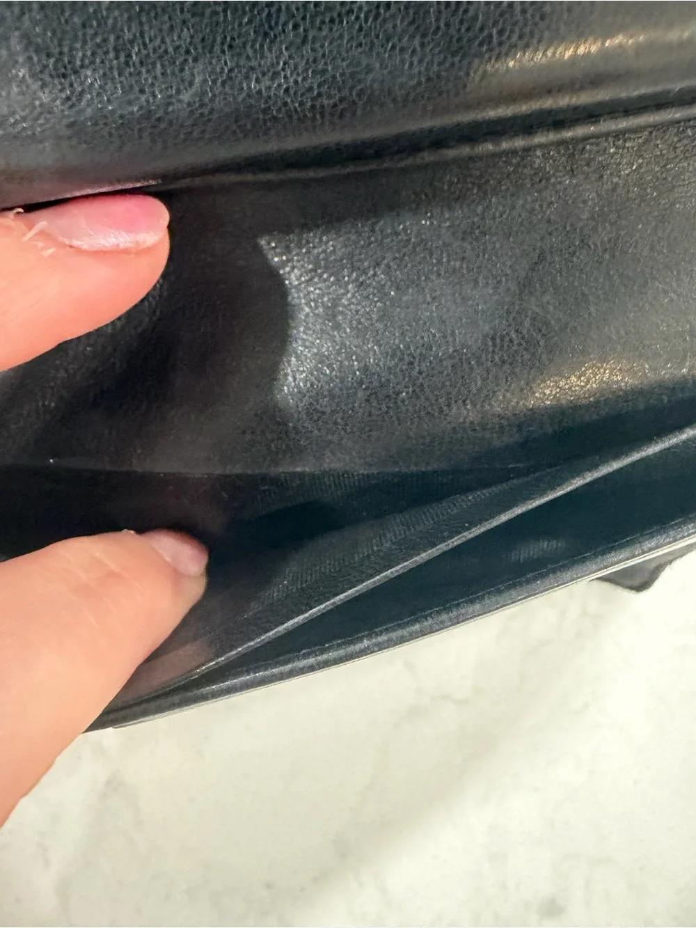 CHANEL Black Patent Leather CC Logo Wallet